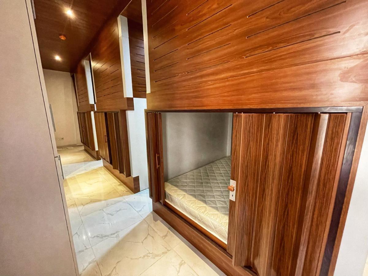 Yoi Pod Hostel - Deira 두바이 외부 사진