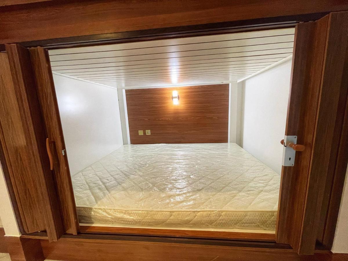Yoi Pod Hostel - Deira 두바이 외부 사진